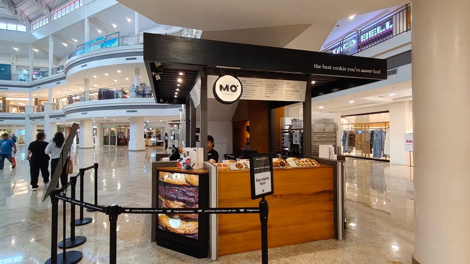 MO COOKIES in Alabang Town Center